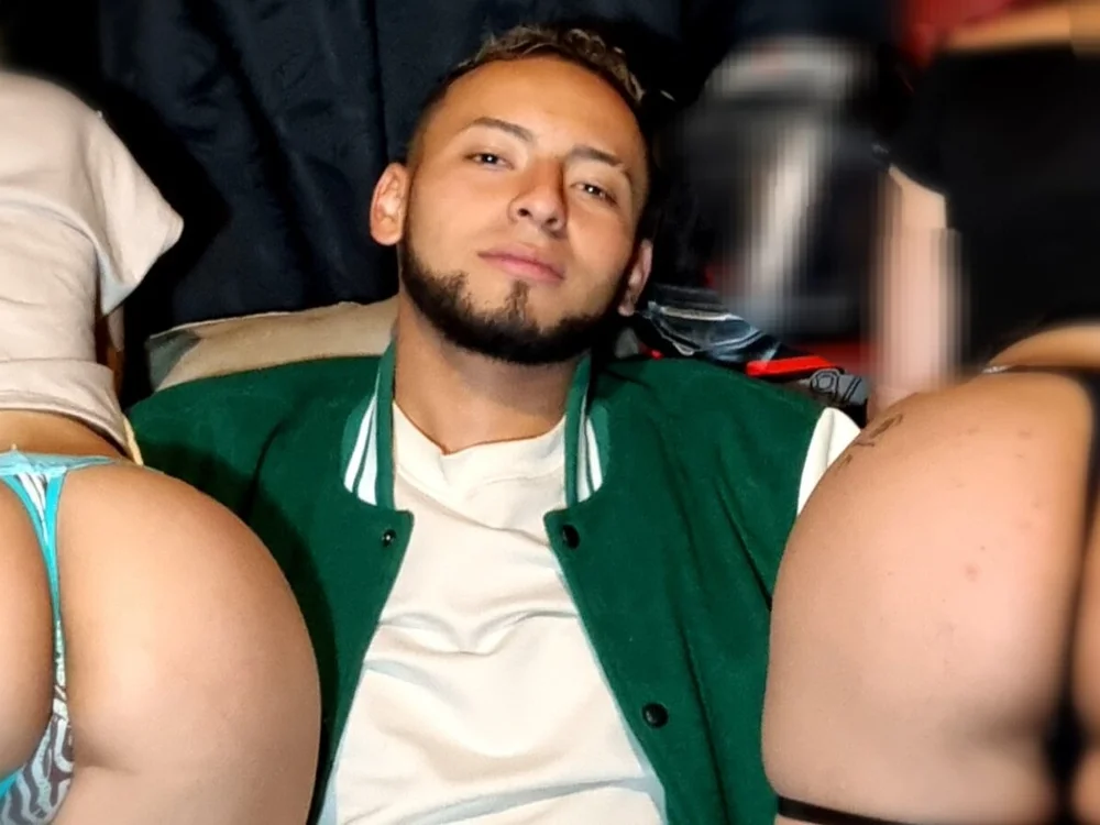 MILLER-LOVE's Offline XXX Chat