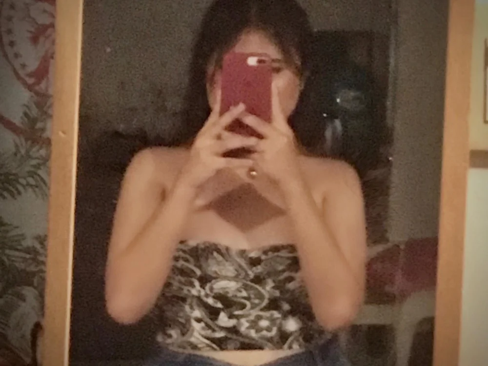 lovemaecock Adlı Modelin Çevrimdışı XXX Sohbeti