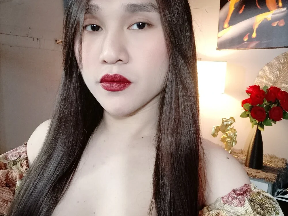 maria_foxxn Offline XXX chat