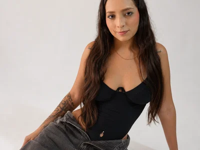 SilvanaValdez Female Bigtits Webcam Nude