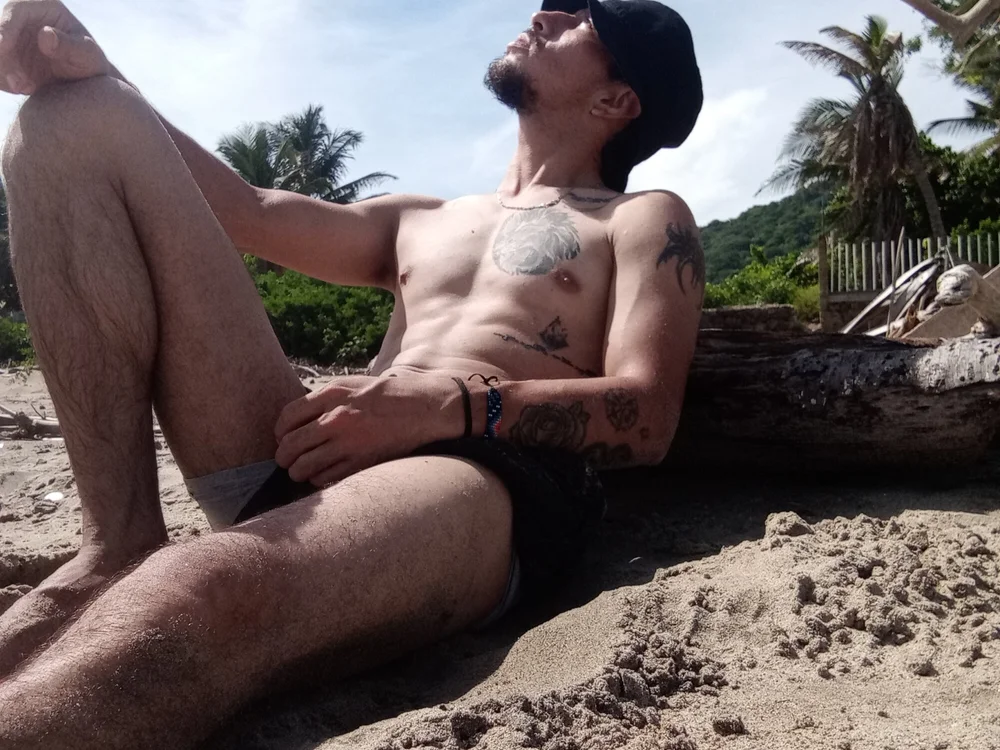 23Latinotoy Offline XXX Chat