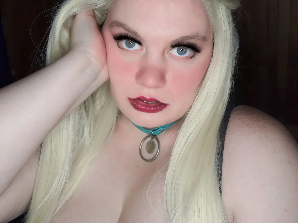 spitfire101's Offline Chat Room