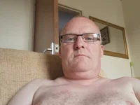 Watch FriendlyDave's Live Sex Show