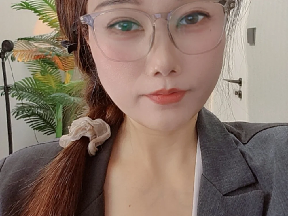 Offline XXX chat Little-Fish
