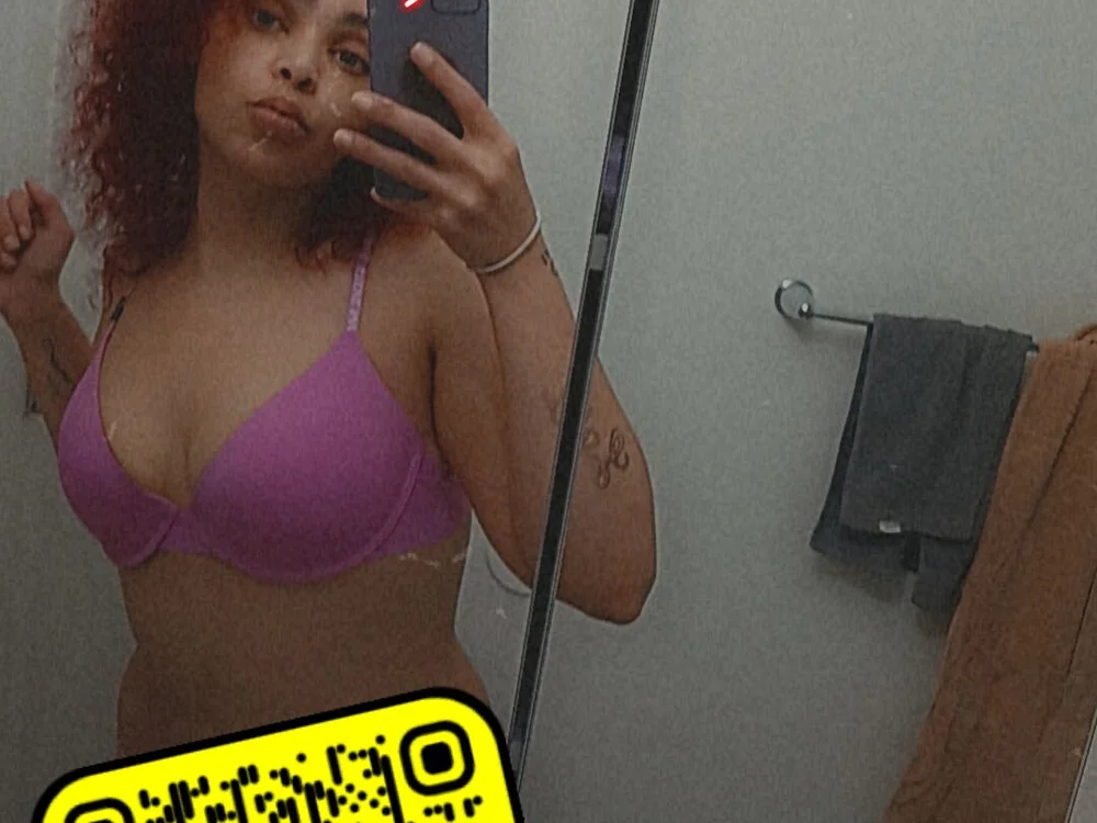 MixedBarbie's Offline Chat Room