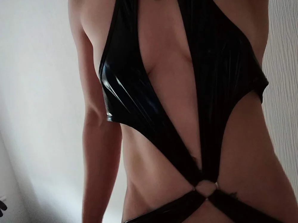 priape2tlazolteotl Offline XXX-chat