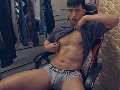 hunterXhan offline XXX-chat