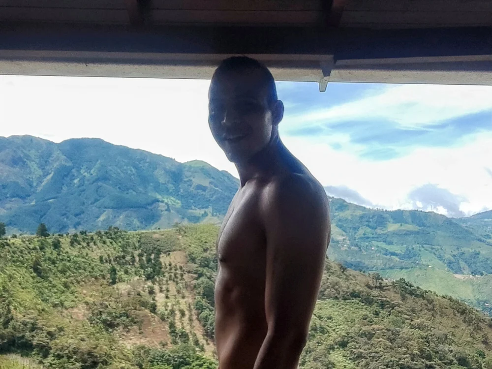 diegocardona77 offline chatrum