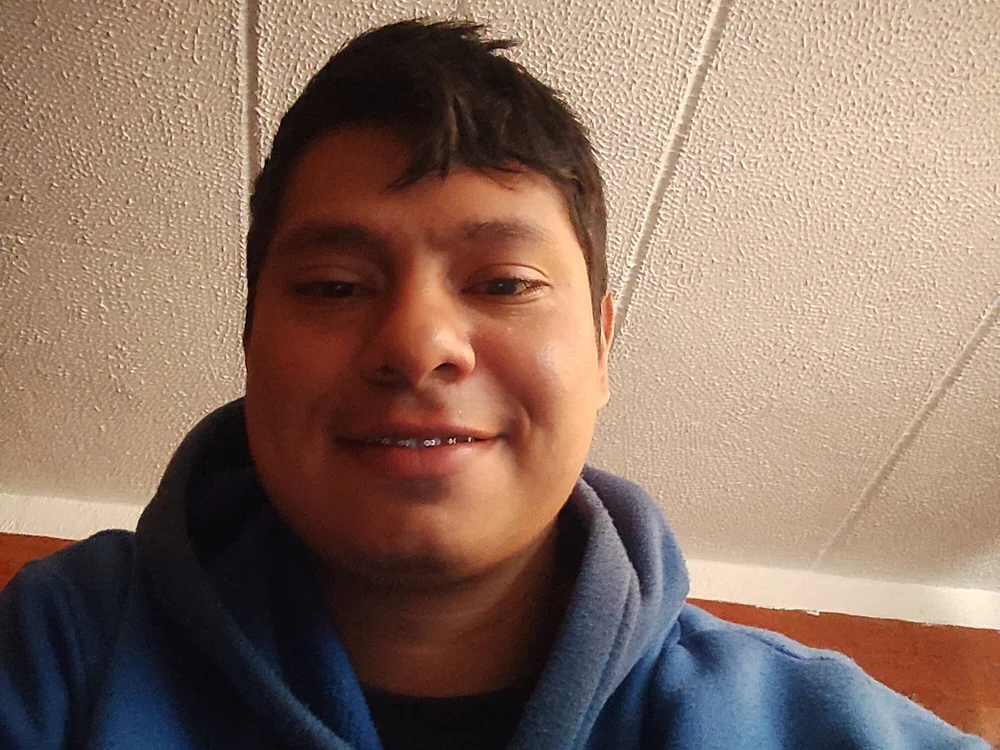 AlfonzoO2194's Offline Chat Room