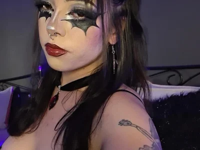 HonneyDemoni - Girl 