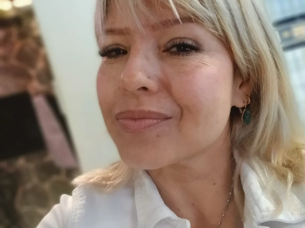 EvaRios_'s Offline XXX Chat