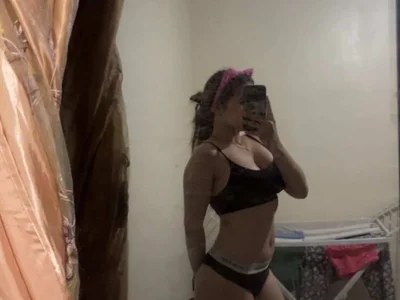 Farah_9hbona profile