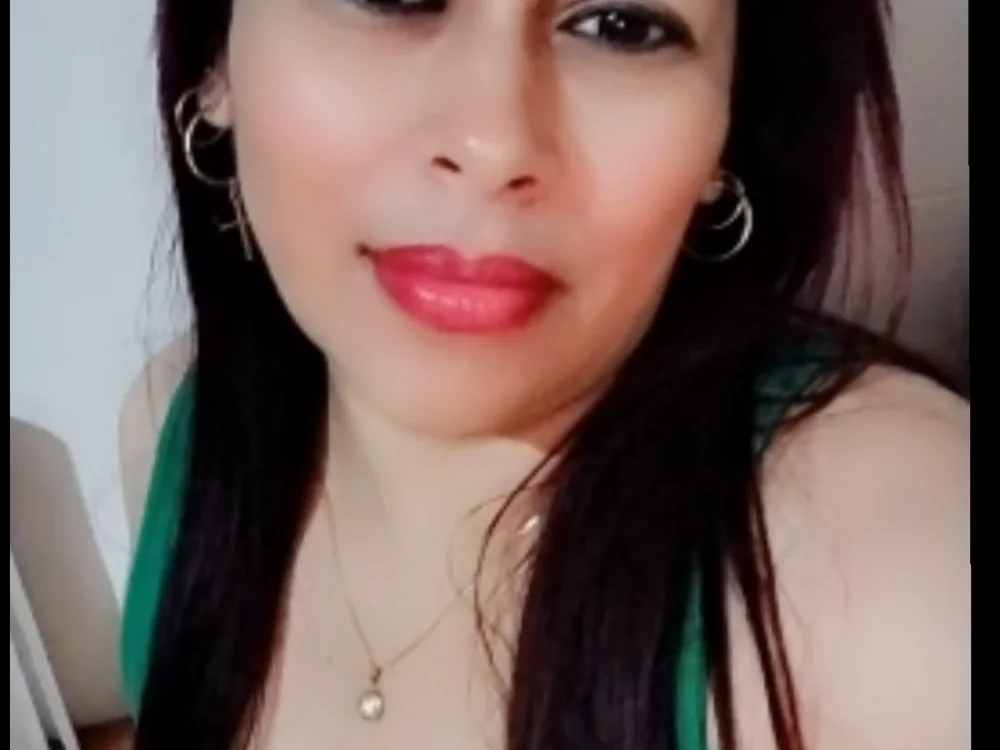 penelope39hot's Offline XXX Chat