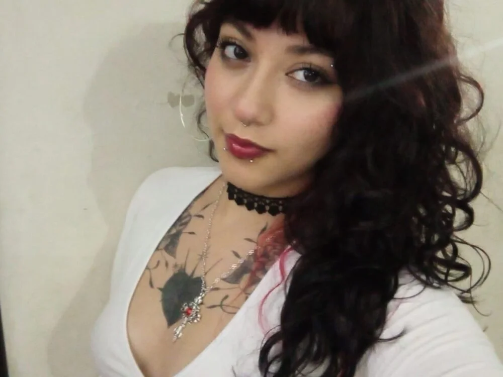 Czat XXX offline – Kora_Red69