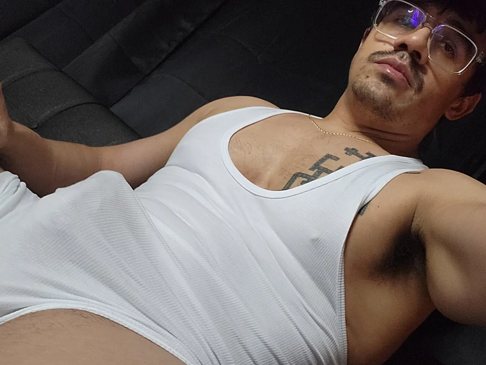 Esteban_Danne offline chatrum