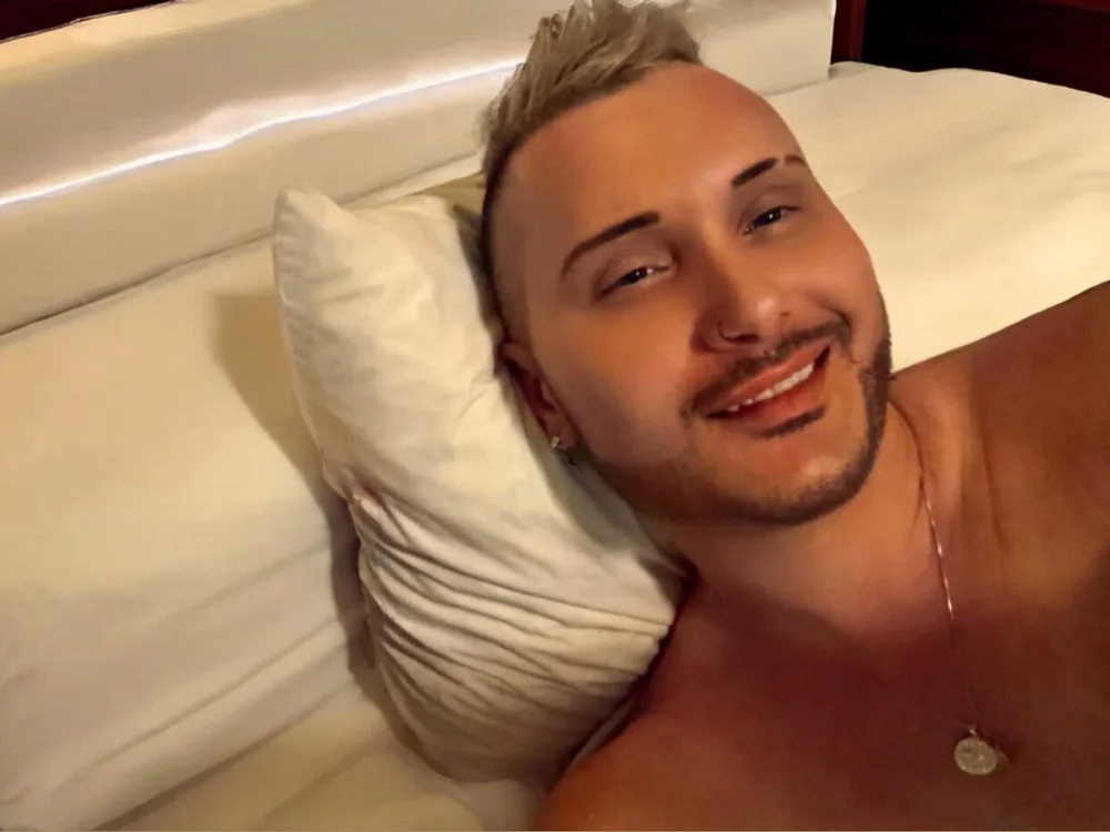 KaydonKarrter's Offline Chat Room