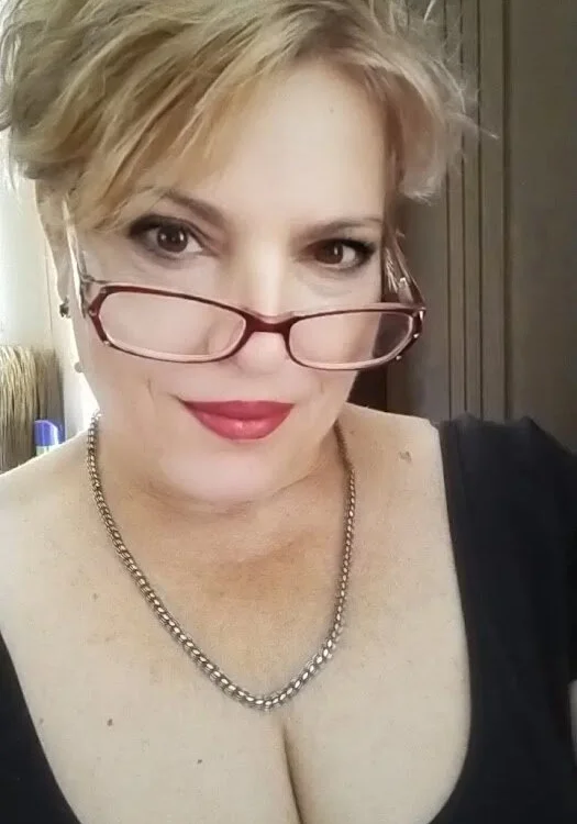 Nance_Margie's Offline XXX Chat