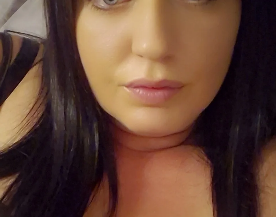sassychanelx offline XXX-chat