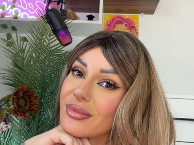 LuxeAllure on StripChat
