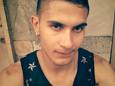 Dolarozuna10 Male Bisexual Cam Sex