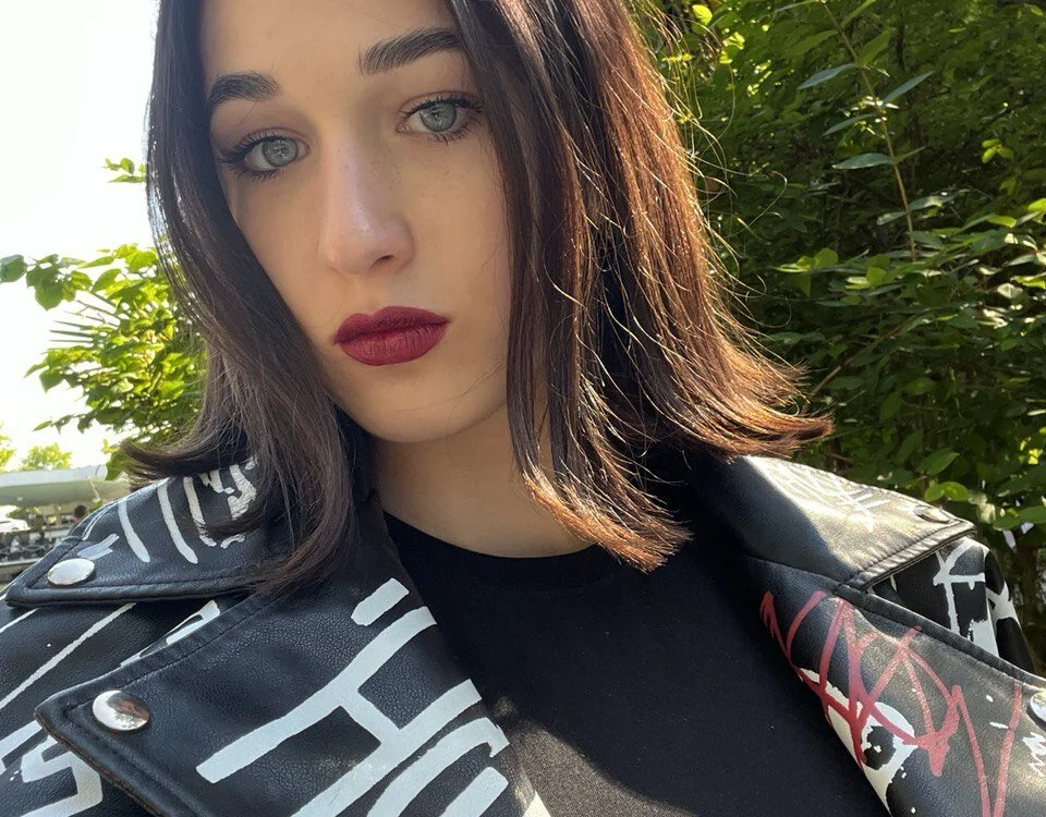 ArletteHamling's Offline Chat Room