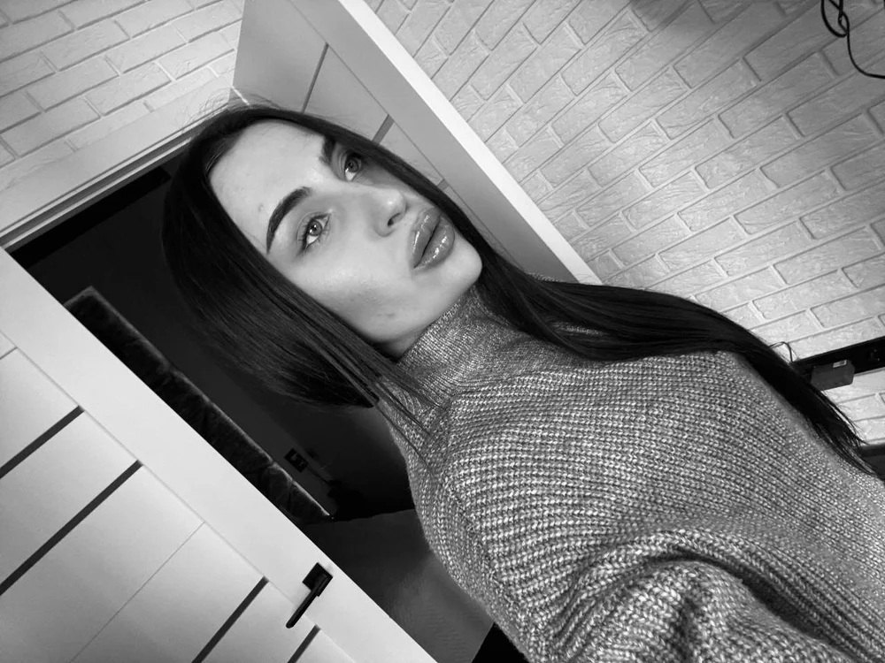 Karina_Nolan's Offline XXX Chat