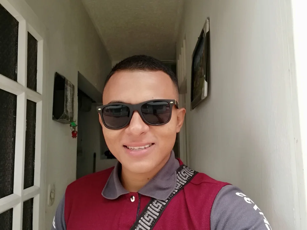 Leiye24 offline chatrum