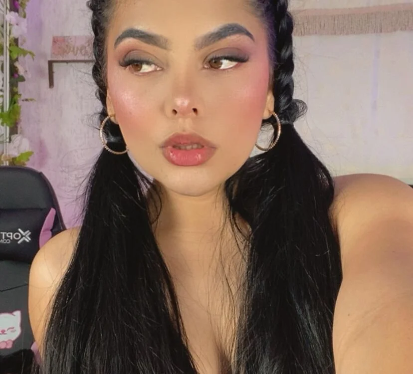 molly_bick Chat XXX offline