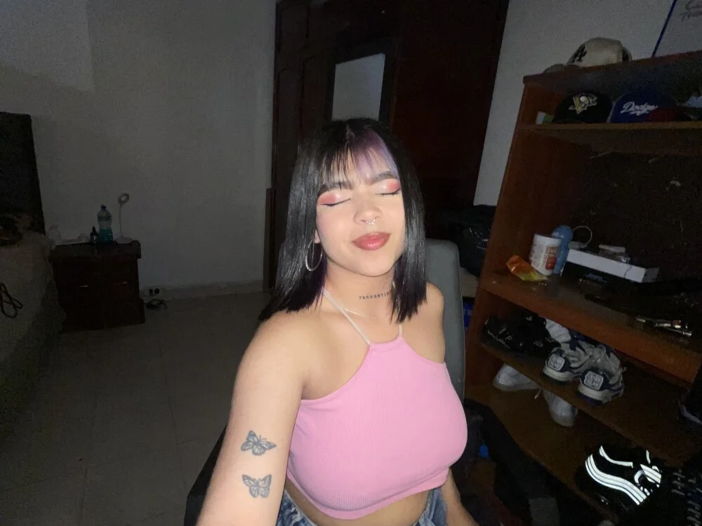 Offline XXX chat modela violet19x