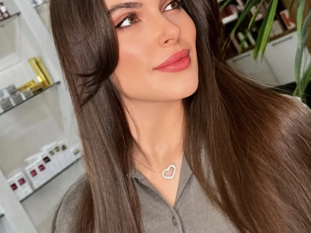 Elviorra: офлайн-секс-чат