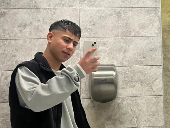 Adem_61 offline XXX-chat