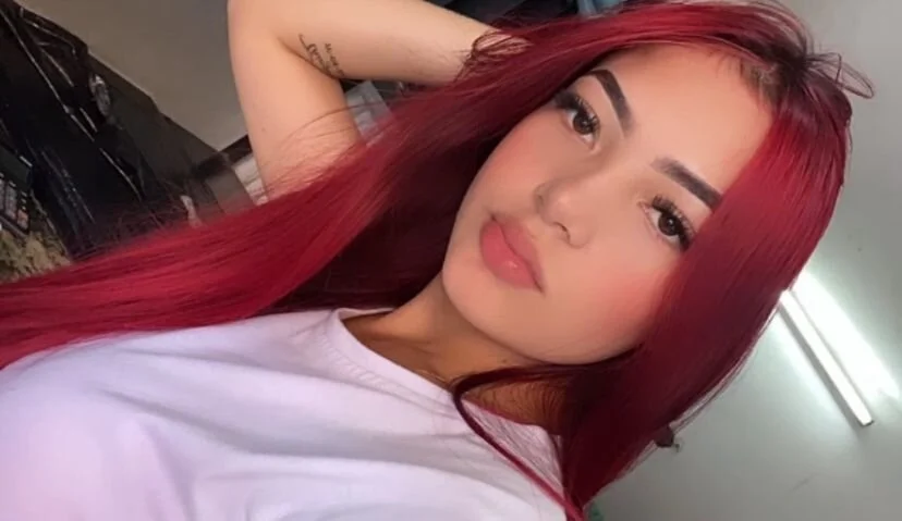 NAOMImilleth offline chatrum