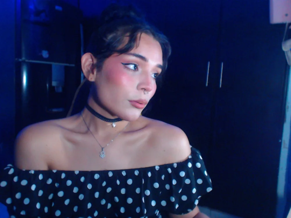 AikoSexTs' Offline XXX Chat