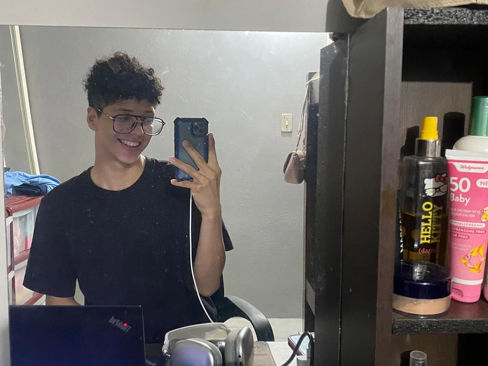 yilber_0409's Offline XXX Chat