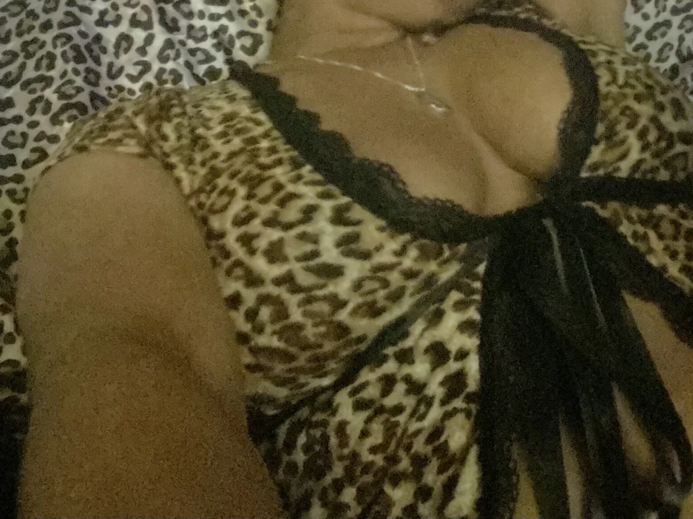 EnchantressBlu offline chatrum