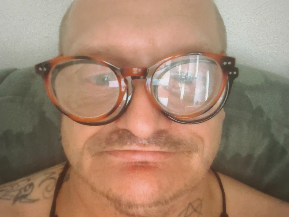 GregorM7 Chat XXX offline