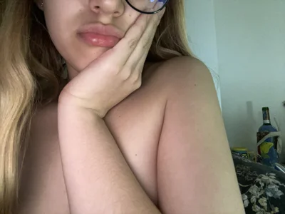 Profile of sophiewantsdick