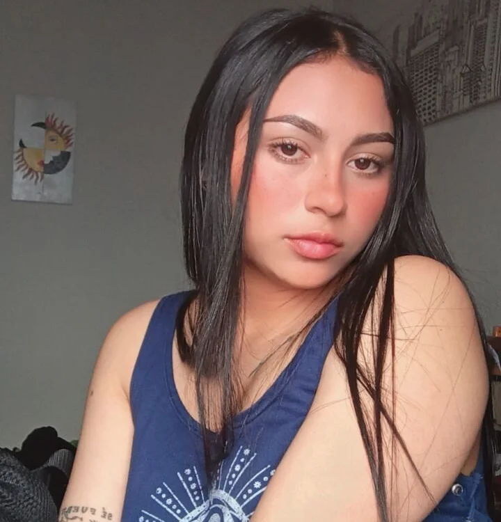 Allegra_Florez's Offline XXX Chat