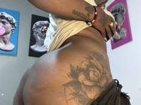 Lilybaudinx96 Adlı Modelin Canlı XXX Sohbeti