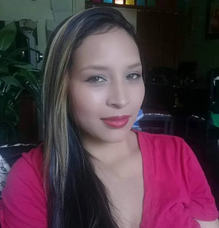 _Charlotte_ss' Offline Chat Room