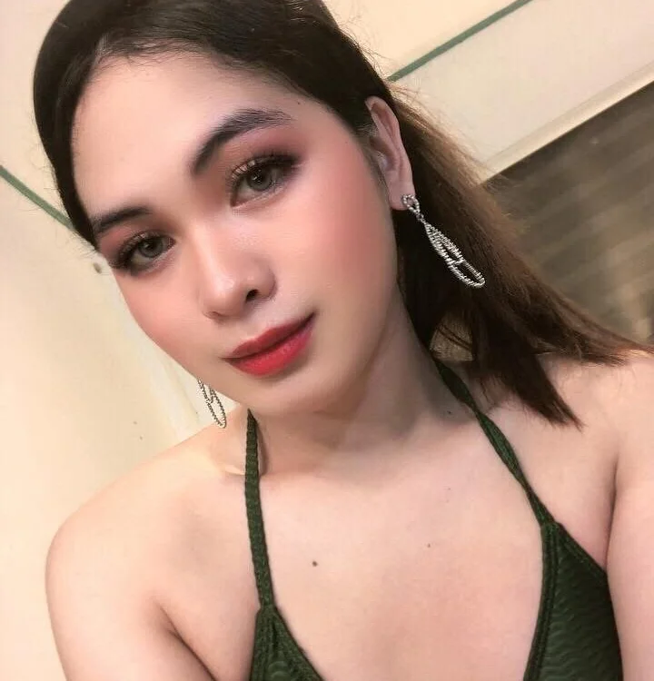 Jonah_Ehlia Chat XXX Ngoại tuyến