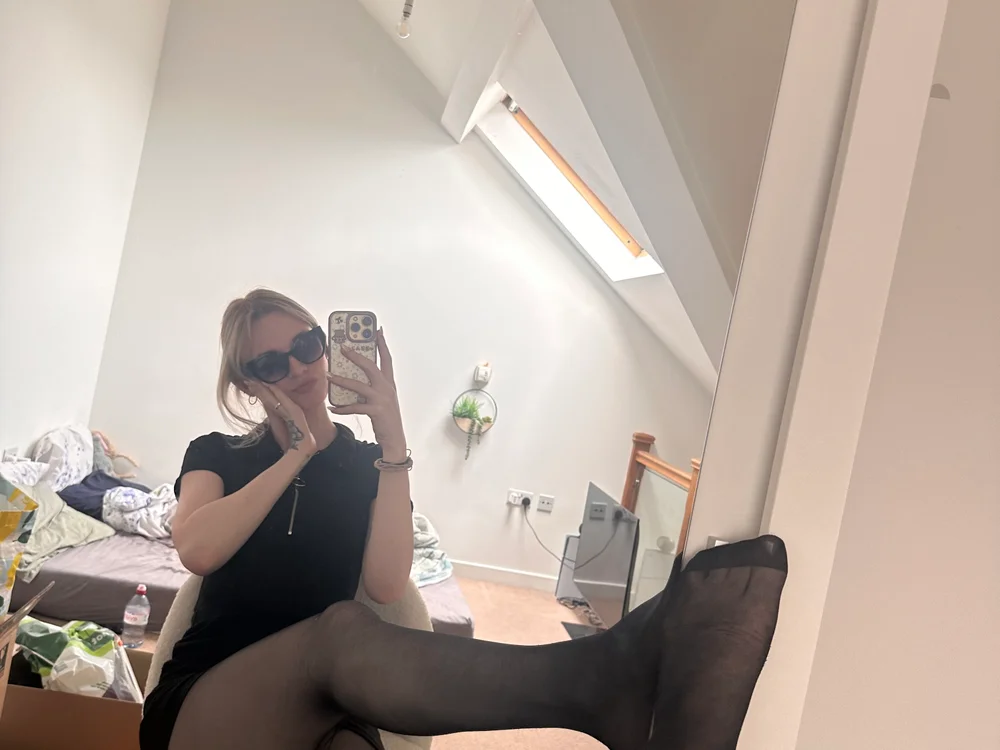 Lolabunnyblondie's Offline XXX Chat