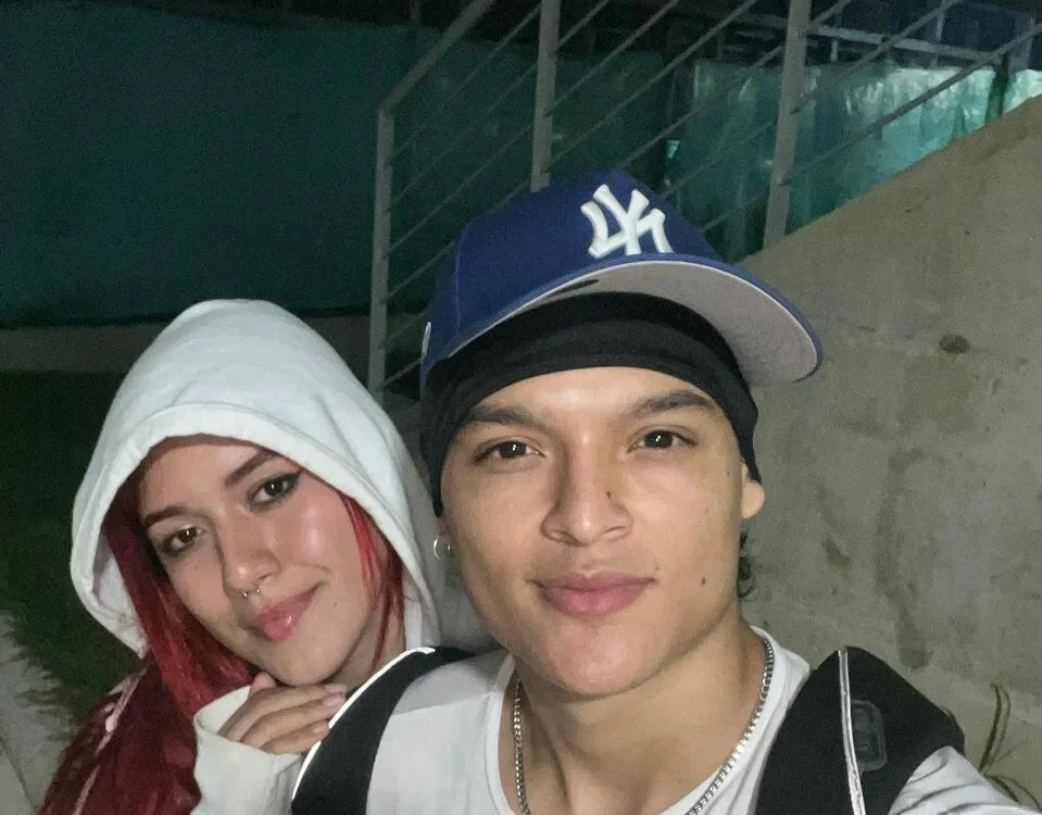 RyanandRosse's Offline XXX Chat