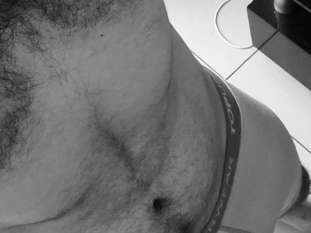 vikthot Offline XXX Chat