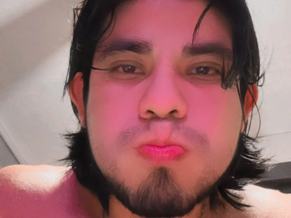 Eddeen Offline XXX-chat