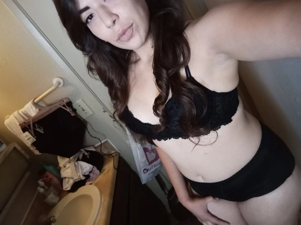 theeonlybaddie offline chatrum