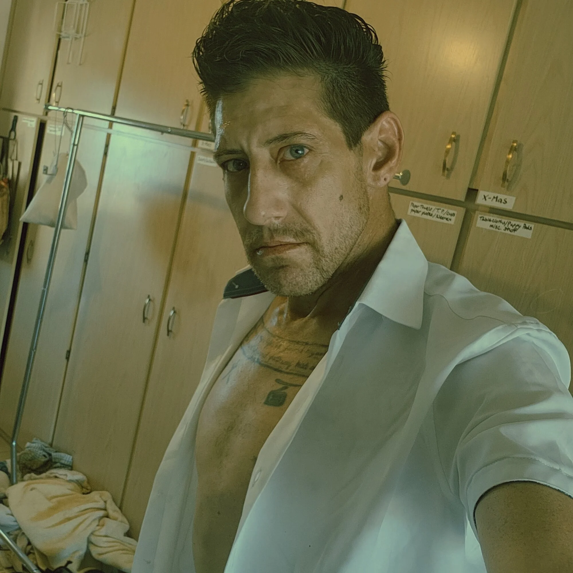 eavestease1 live webcam