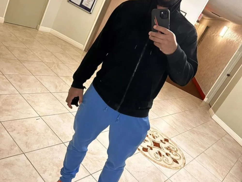 davidbq30 offline XXX-chat