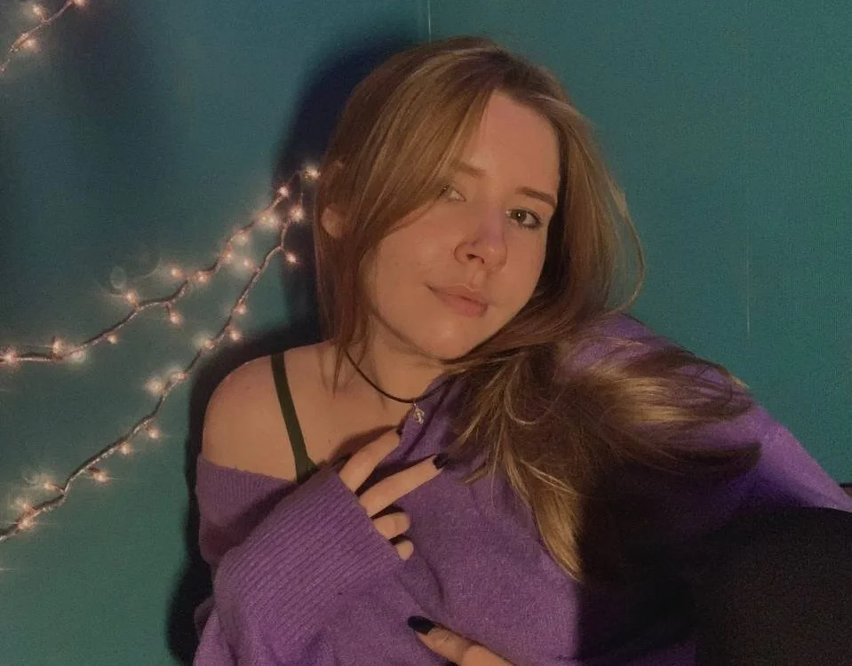 Katty_Poems' Offline Chat Room