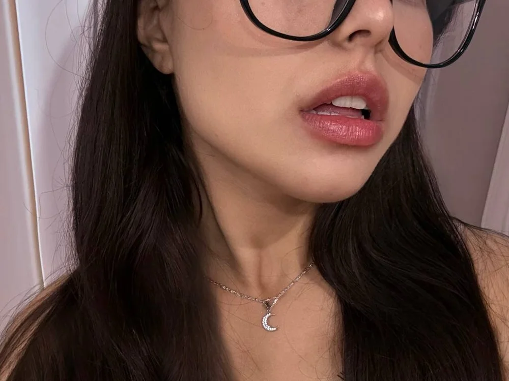 Elfin_Cherry1's Offline XXX Chat